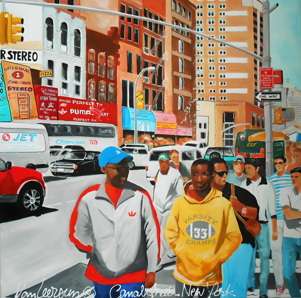 Crowds and traffic on a New York street