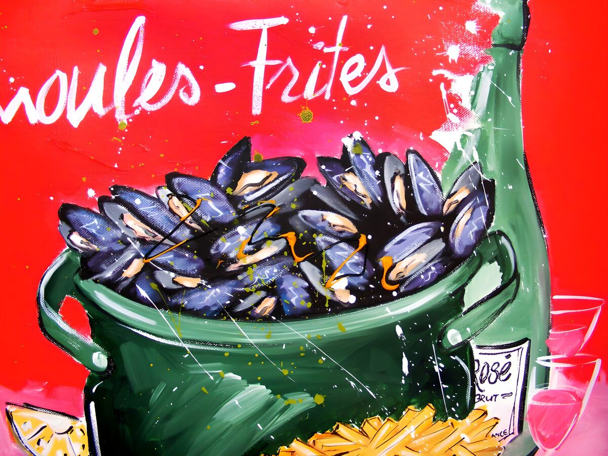 Mussels, fries and rosé in bold colours